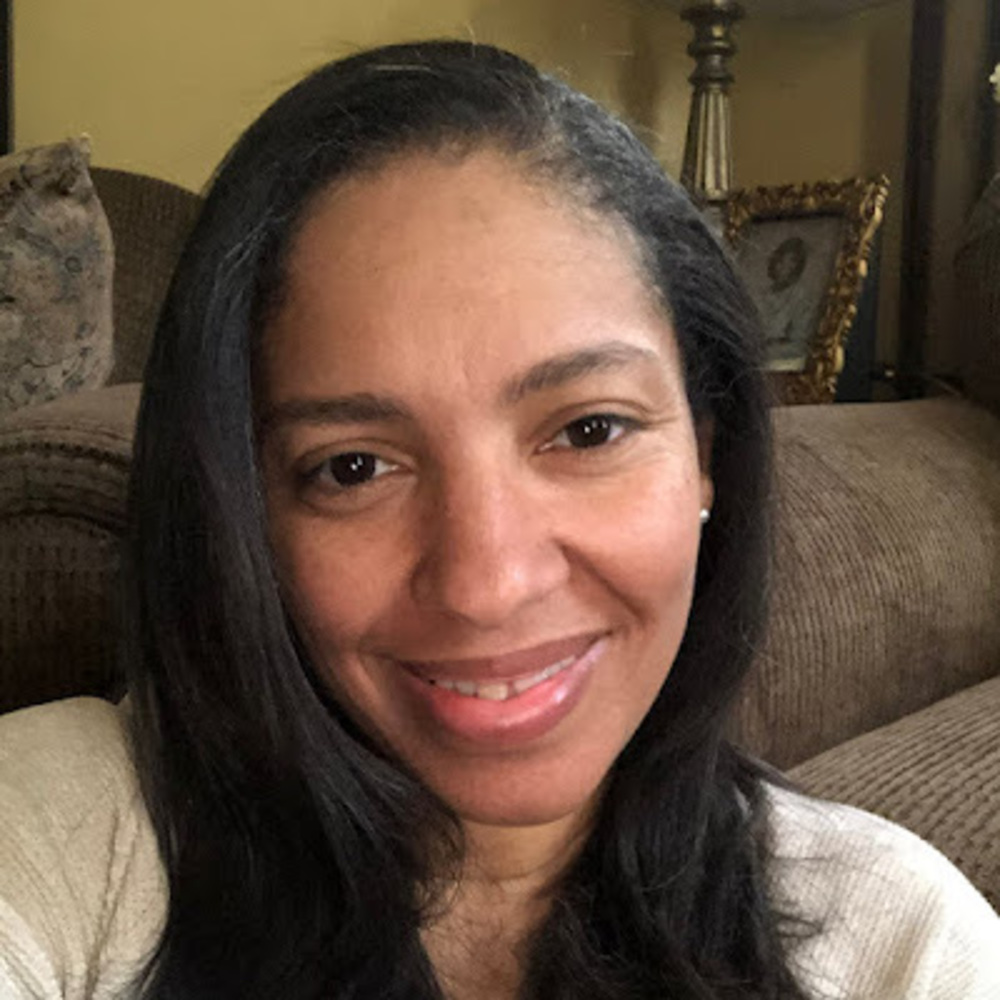 Meet your Posher, Angela